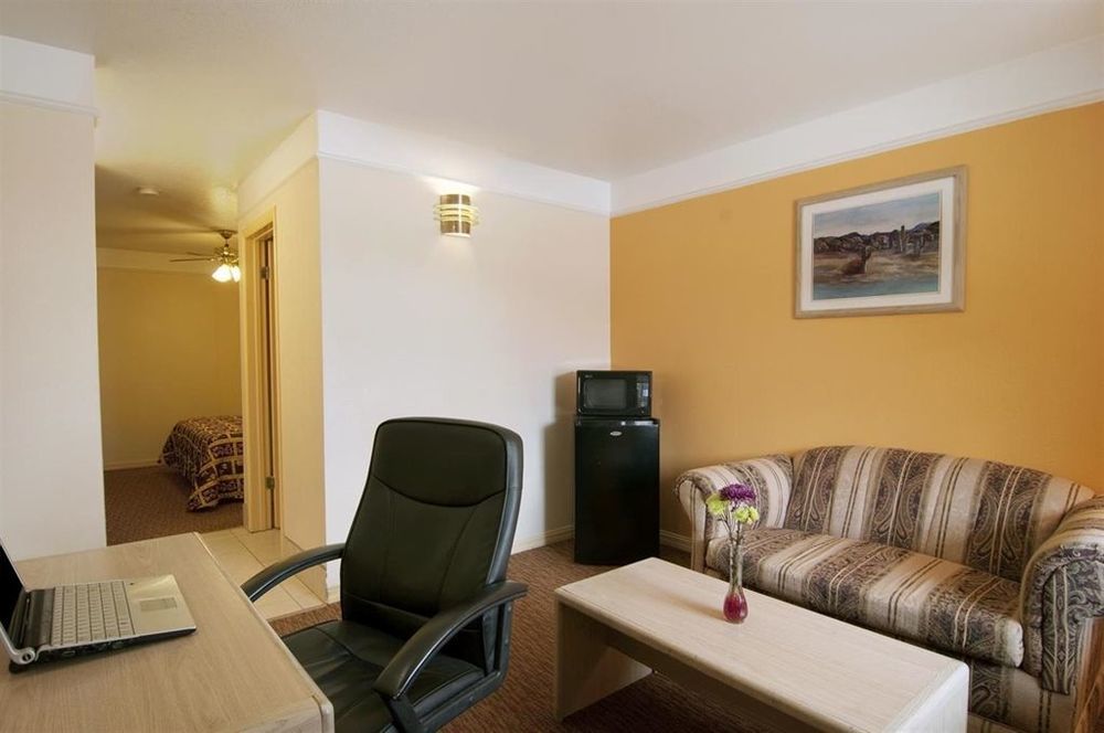 Texas Inn & Suites Pharr/San Juan Værelse billede