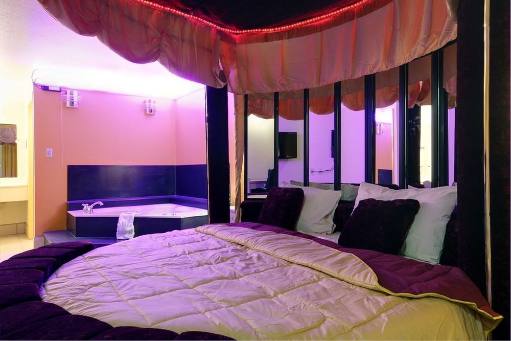 Texas Inn & Suites Pharr/San Juan Værelse billede