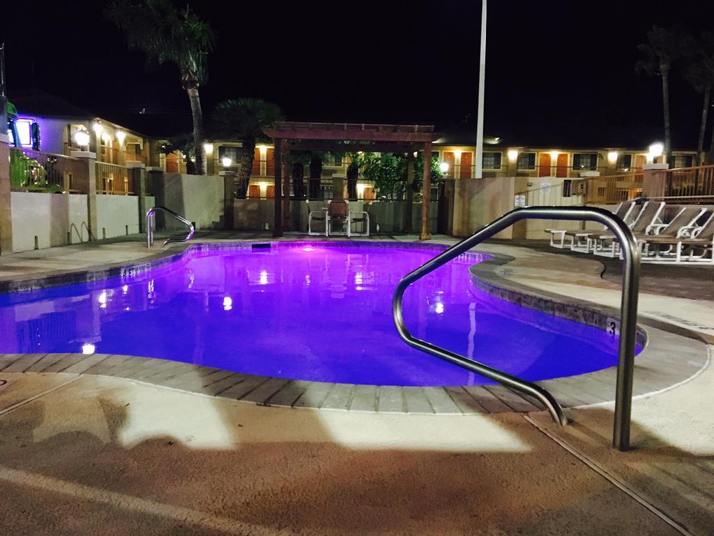 Texas Inn & Suites Pharr/San Juan Eksteriør billede