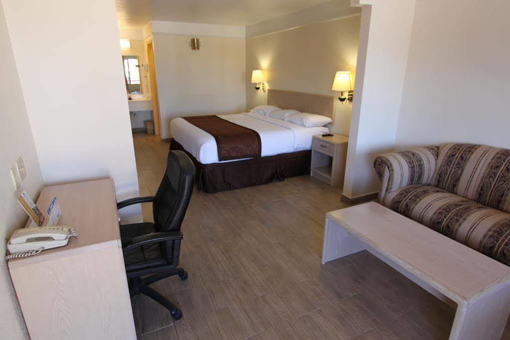 Texas Inn & Suites Pharr/San Juan Eksteriør billede
